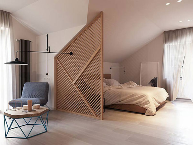 Mẫu vách ngăn phòng ngủ bằng gỗ họa tiết kẻ sọc